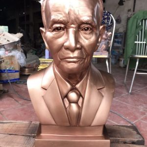 Đúc tượng đồng, đúc tượng chân dung toàn thân