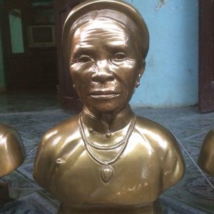 Đúc tượng chân dung bằng đồng, phúc chế ảnh cũ